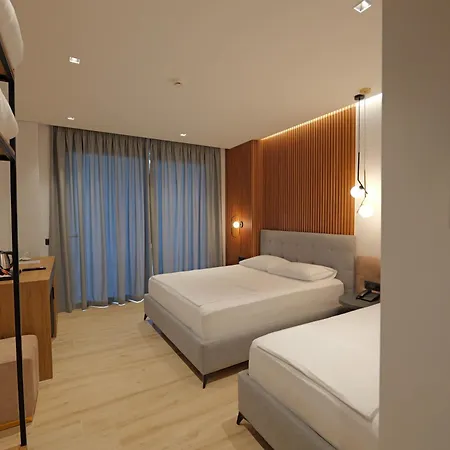Hotel Ori Mare Ksamil